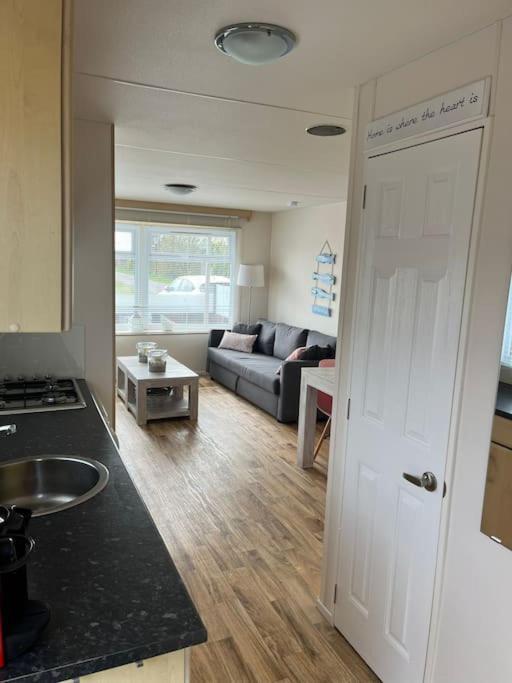 Chalet + Tiny House Nabij Strand ペッテン エクステリア 写真
