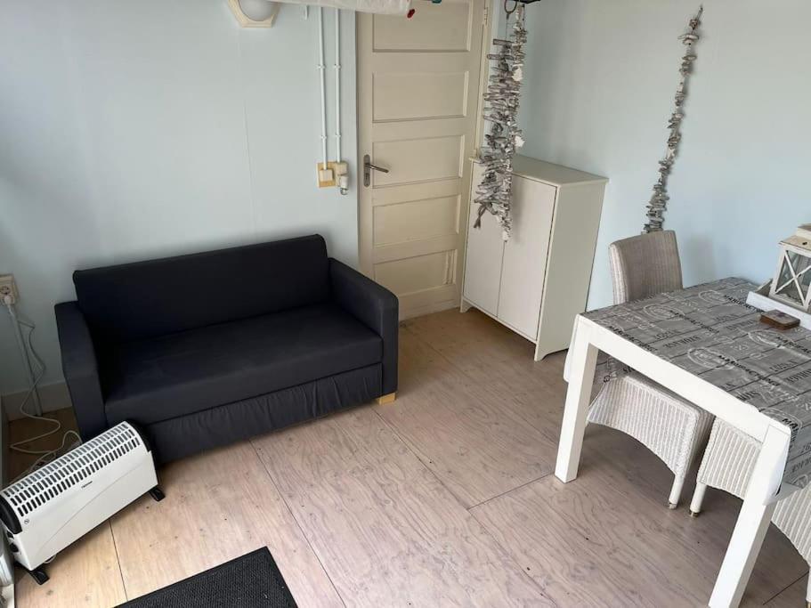 Chalet + Tiny House Nabij Strand ペッテン エクステリア 写真