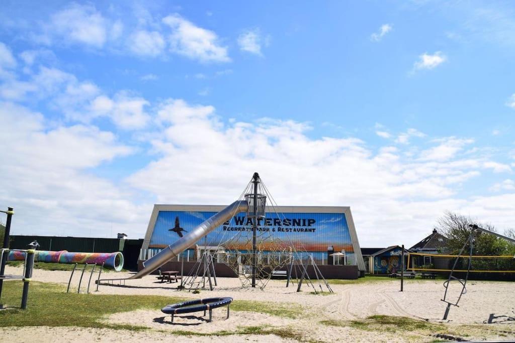 Chalet + Tiny House Nabij Strand ペッテン エクステリア 写真